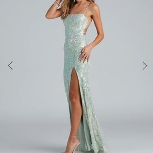 Windsor Mint Green Prom Dress